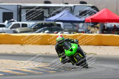 media/Apr-10-2022-SoCal Trackdays (Sun) [[f104b12566]]/Turn 2 (1135am)/